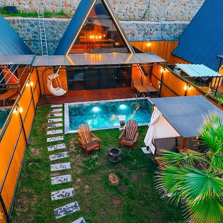 Bungorise Chalet *
